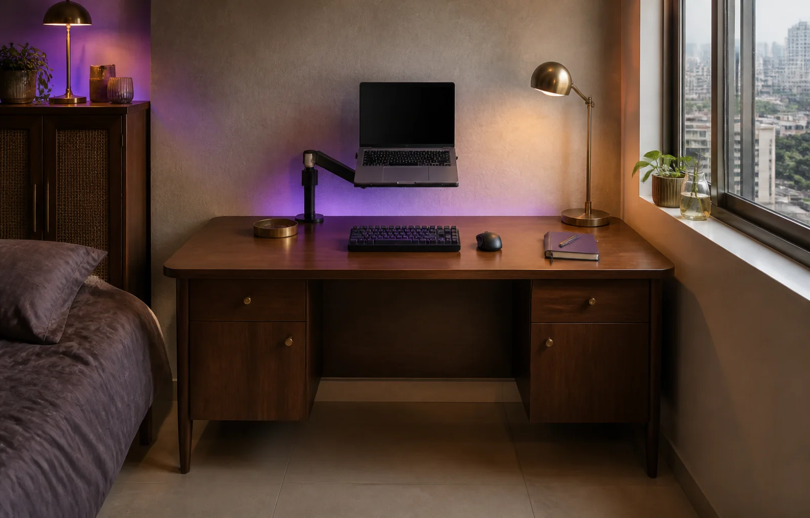 Clean optimized compact desk after transformation